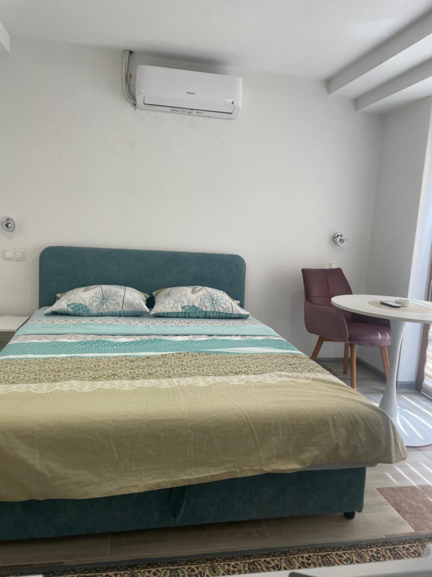 Exclusive 2022 Apartment *